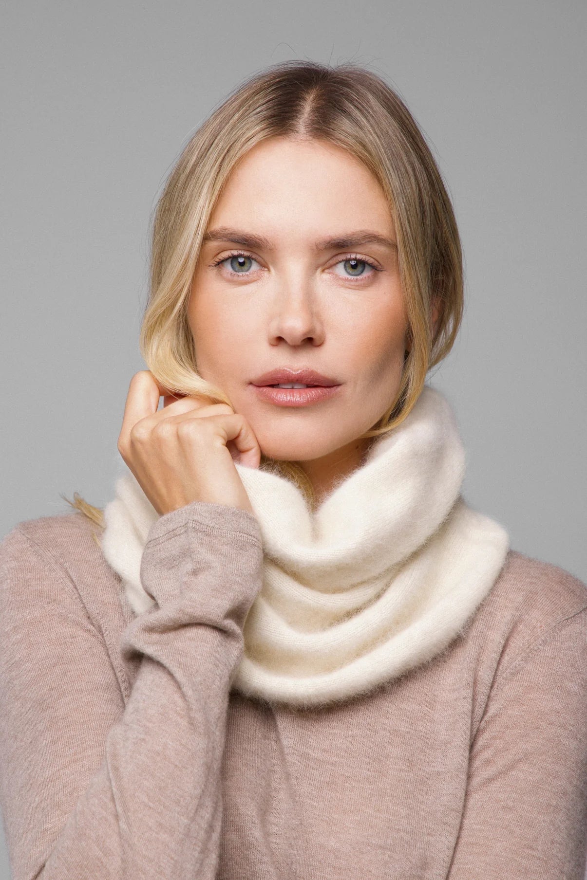 MAJESTIC FILATURES - Écharpe col long