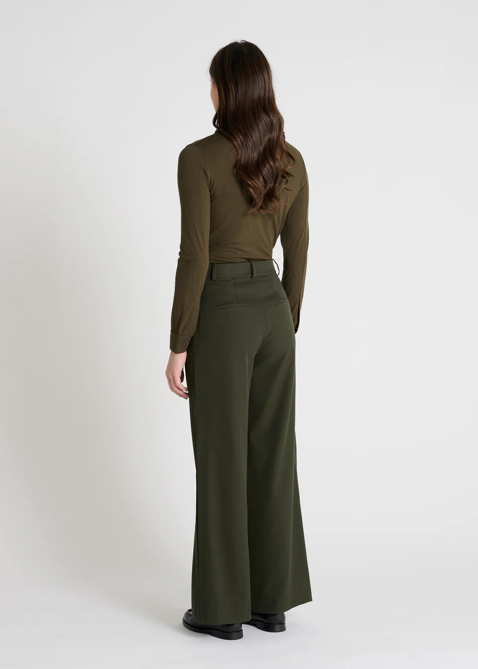 HANA SAN - Polo Lars