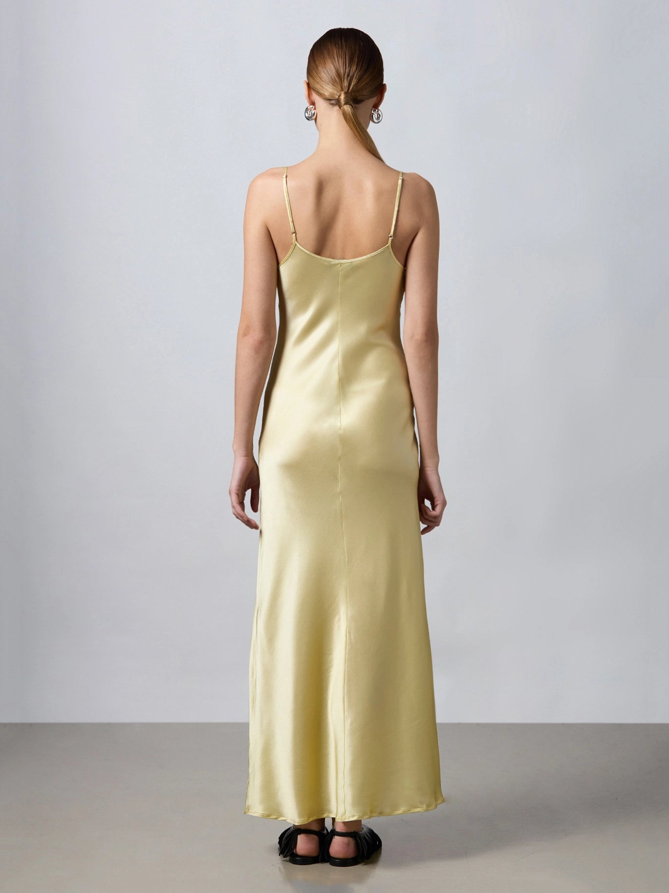 ROBERTO COLLINA - Robe en soie