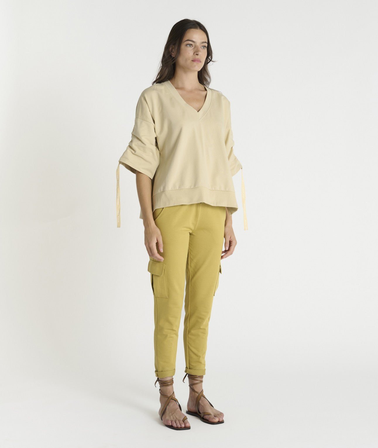 HANA SAN - Jogging Grigoripo scapolite