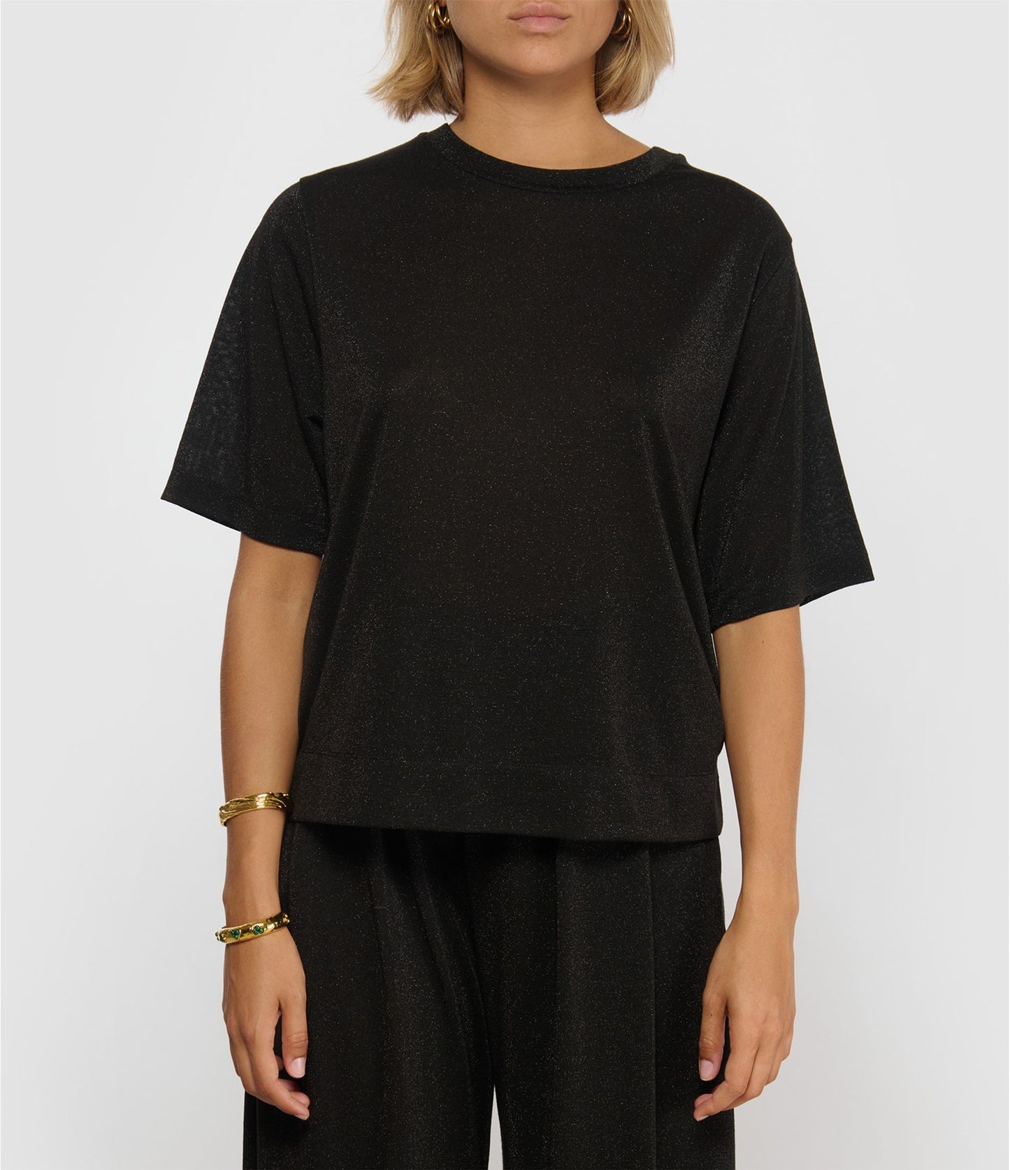 MOMONI - T-shirt Iora